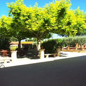 Couette-café De L'amandier, Saint-Saturnin-lès-Avignon